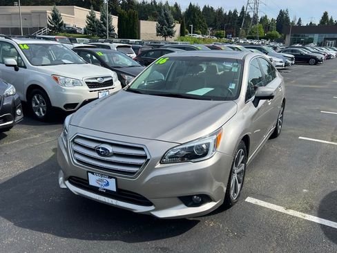 Used 2016 Subaru Legacy 2.5i Limited AWD/4WD image 4