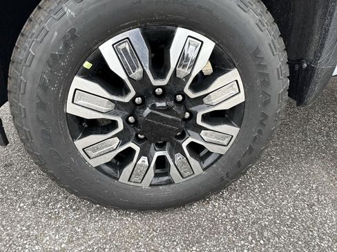 New 2026 GMC Sierra 3500 Denali w/ Denali Reserve Package image 8