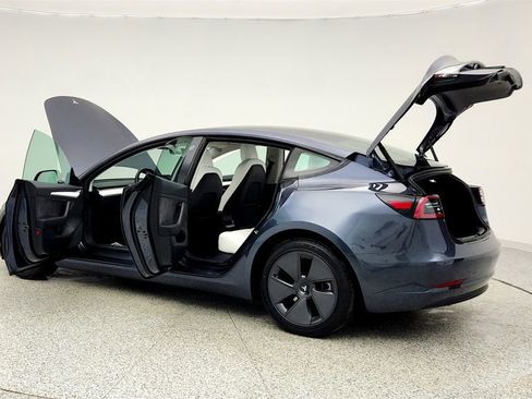 Used 2022 Tesla Model 3 Long Range image 12