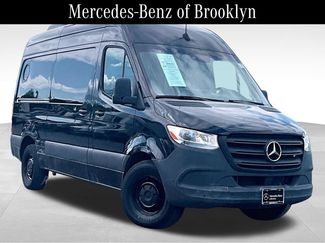 Used 2023 Mercedes-Benz Sprinter 2500 video 1