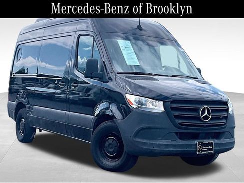 Used 2023 Mercedes-Benz Sprinter 2500 image 1