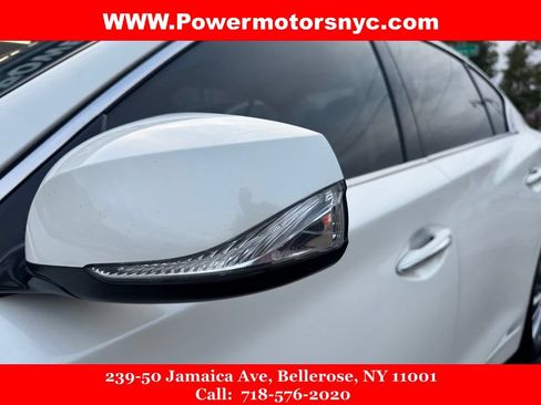 Used 2018 INFINITI Q50 Luxe w/ Essential Package (3.0T Luxe) AWD/4WD image 15