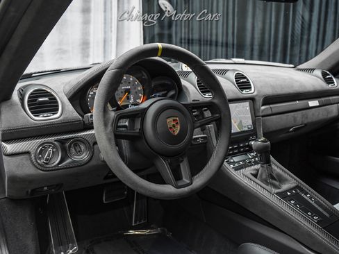 Used 2024 Porsche 718 Cayman GT4 RS RWD image 8