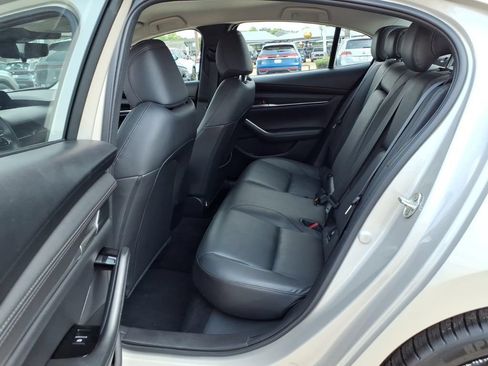 Used 2025 MAZDA MAZDA3 s FWD image 21