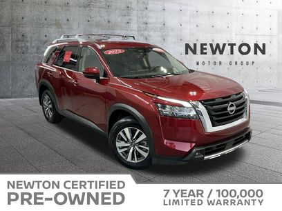 Used 2023 Nissan Pathfinder SL