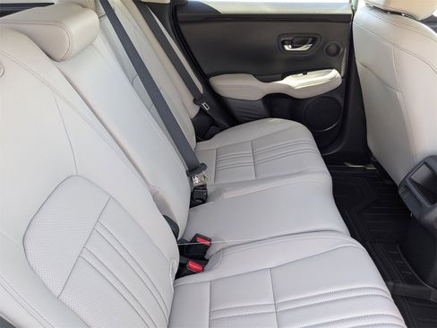 New 2026 Honda HR-V EX-L image 9