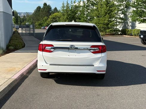 Used 2018 Honda Odyssey Elite image 5