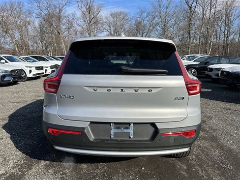 New 2025 Volvo XC40 B5 Core w/ Protection Package Premier image 7