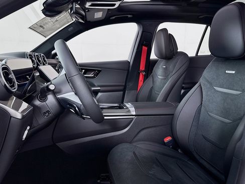 New 2026 Mercedes-Benz GLC 43 AMG 4MATIC image 16