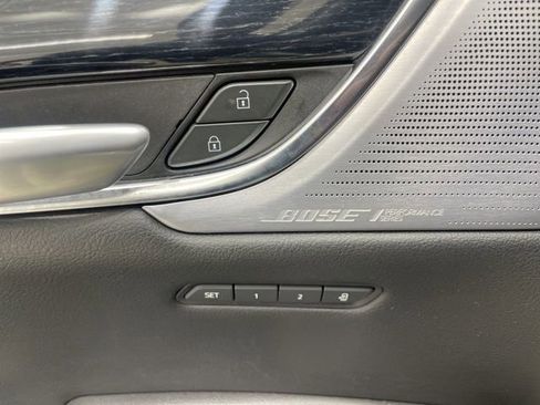 Used 2024 Cadillac XT5 Premium Luxury image 11