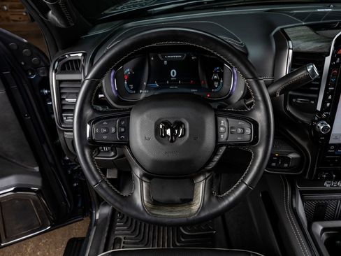 Used 2025 RAM 3500 Limited image 18