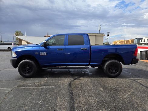 Used 2017 RAM 2500 Tradesman w/ Popular Equipment Group AWD/4WD image 2