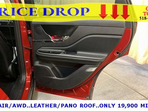 Used 2023 Lincoln Corsair AWD w/ Equipment Group 101A image 14