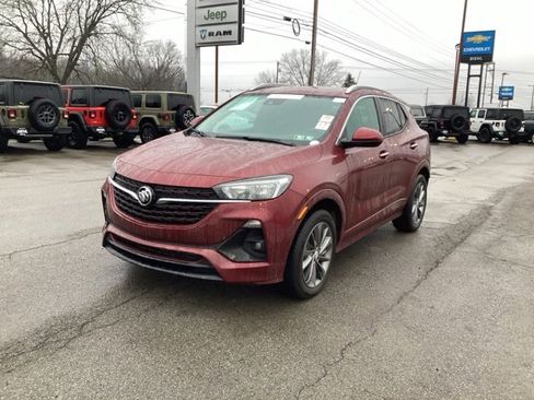 Used 2023 Buick Encore GX Select w/ Sport Touring Package image 3