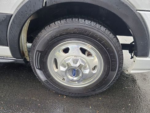 Used 2020 Ford Transit 150 XLT image 8