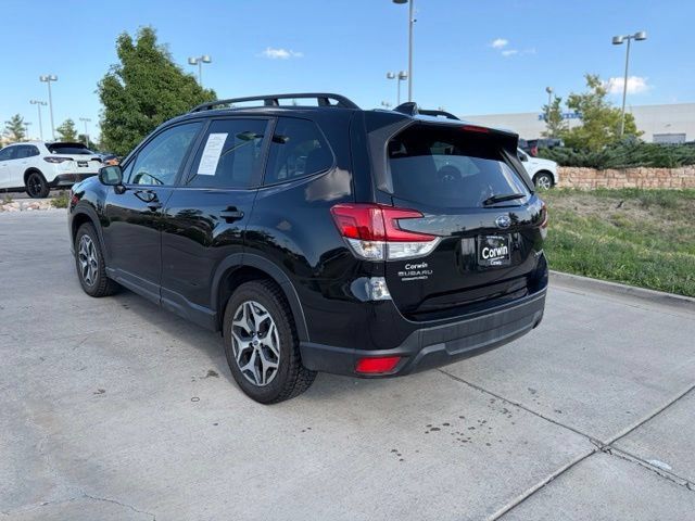 Used 2023 Subaru Forester Premium AWD/4WD image 10
