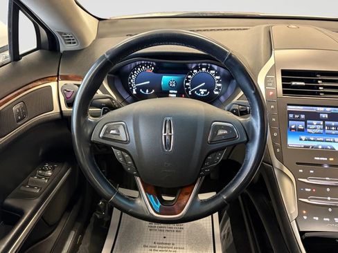 Used 2015 Lincoln MKZ Sedan 4D w/ Equipment Group 101A Select image 27