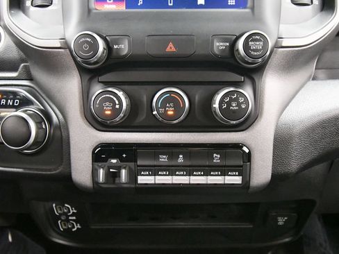 Used 2022 RAM 2500 Tradesman AWD/4WD image 26