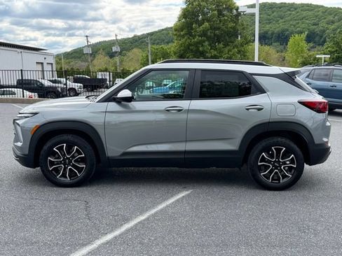Certified 2024 Chevrolet TrailBlazer ACTIV FWD image 11