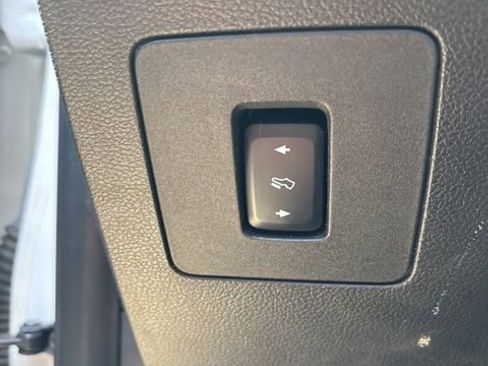 Used 2017 Ford F150 XLT w/ Equipment Group 302A Luxury image 23