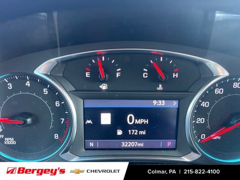 Used 2023 Chevrolet Traverse LT w/ LT Premium Package AWD/4WD image 13