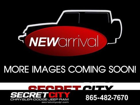 Used 2014 Jeep Wrangler Unlimited Rubicon w/ Connectivity Group AWD/4WD image 12
