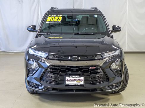 Used 2023 Chevrolet TrailBlazer RS w/ Sun and Liftgate Package FWD image 5