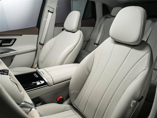Used 2025 Mercedes-Benz EQE 350+ SUV image 5