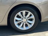 Used 2022 Chevrolet Malibu LT image 5