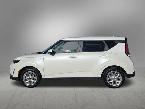 Certified 2024 Kia Soul LX w/ Option Group 015 image 3