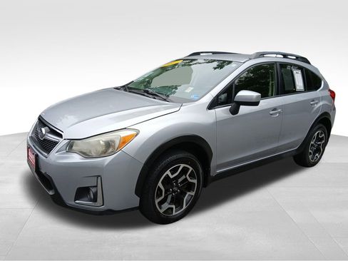 Used 2017 Subaru Crosstrek 2.0i Premium w/ Popular Package #2 AWD/4WD image 3