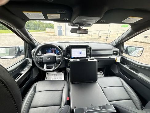 New 2025 Ford F150 Lariat w/ Equipment Group 501A Mid image 26