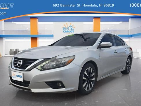 Used 2017 Nissan Altima 2.5 SL w/ 2.5 Technology Package FWD image 1