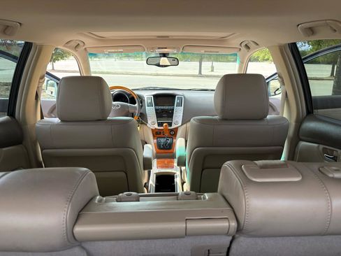Used 2005 Lexus RX 330 AWD image 46