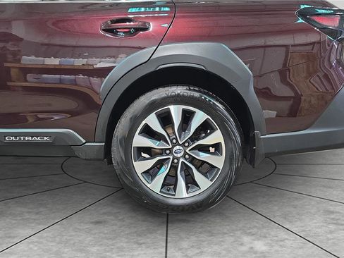 Used 2023 Subaru Outback Limited image 32