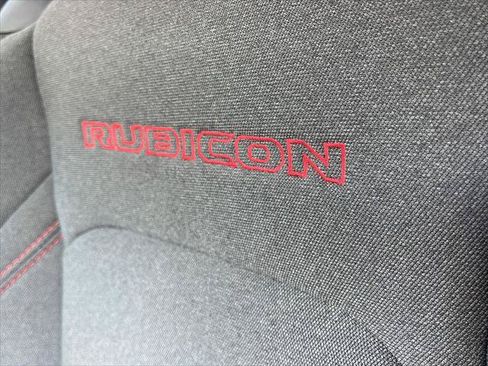 Certified 2025 Jeep Wrangler Rubicon AWD/4WD image 34
