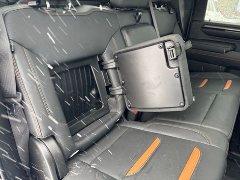 Used 2024 GMC Sierra 3500 AT4 w/ Technology Package image 30