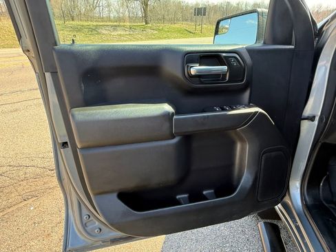 Certified 2020 Chevrolet Silverado 1500 Custom Trail Boss w/ Custom Convenience Package image 15