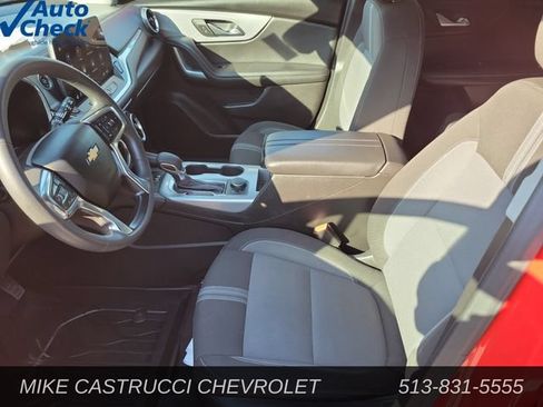 Used 2024 Chevrolet Blazer LT w/ Convenience Package FWD image 24