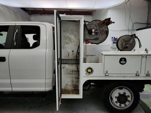 Used 2018 Ford F350 XL AWD/4WD image 27