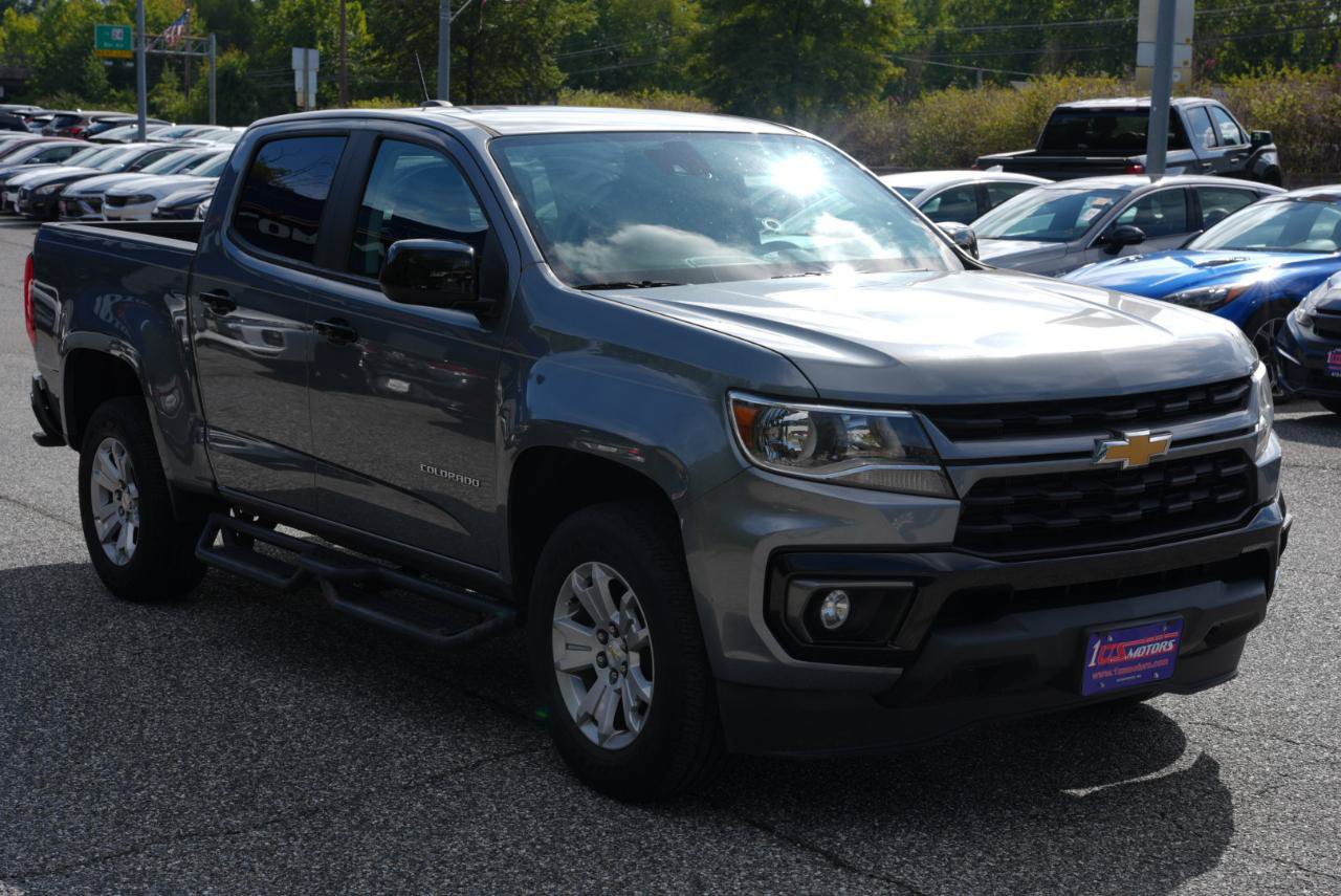 Used 2021 Chevrolet Colorado LT w/ Safety Package RWD image 3