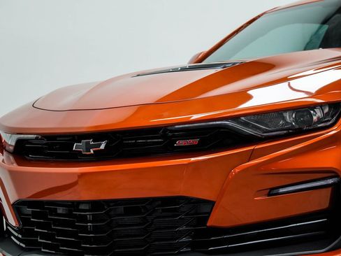 Used 2022 Chevrolet Camaro SS RWD image 2