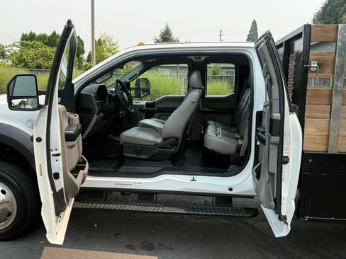Used 2018 Ford F450 XL w/ Power Equipment Group AWD/4WD image 27