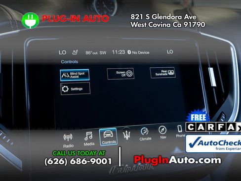 Used 2017 Maserati Ghibli w/ Luxury Package image 28