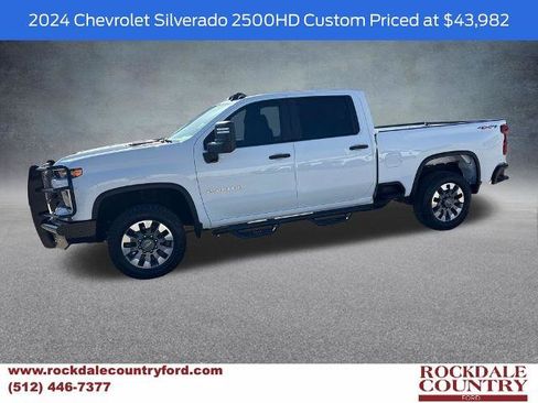 Used 2024 Chevrolet Silverado 2500 Custom w/ Custom Value Package AWD/4WD image 1