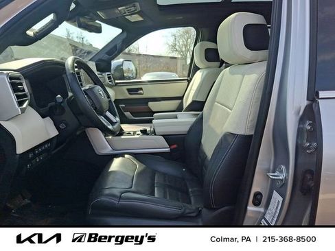 Used 2022 Toyota Tundra Capstone AWD/4WD image 15