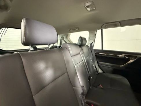 Used 2015 Lexus GX 460 AWD/4WD image 25
