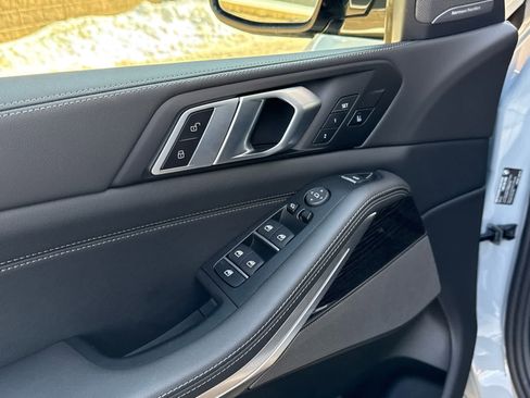 Certified 2026 BMW X5 M60i w/ Executive Package image 13