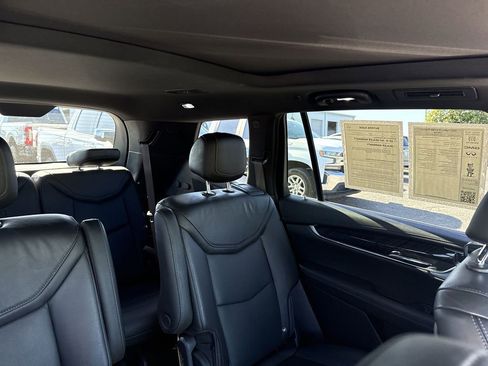 Certified 2020 Cadillac XT6 Premium Luxury FWD image 14