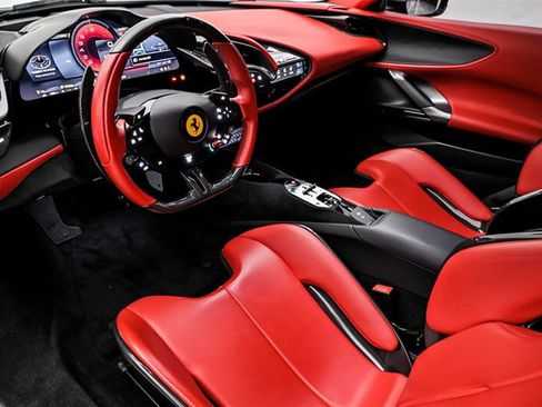 Used 2022 Ferrari SF90 Stradale AWD/4WD image 16